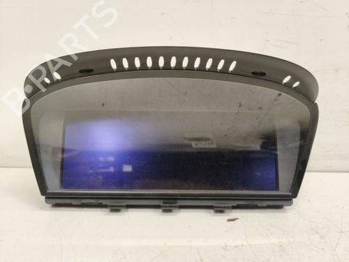 Used Display monitor Display monitor 39638398 39638398