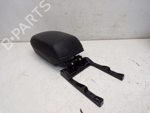 Armrest / Center console HYUNDAI i30 (GD) 1.4 | BP38028339I20 - Image 4