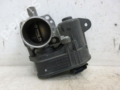 Used Throttle body Throttle body CITROËN C4 CACTUS 1.2 VTi 82 (82 hp) 30668535 30668535