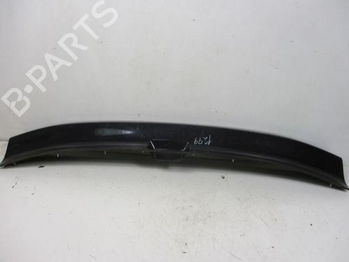 Used Wheel arch trim HONDA CR-V III (RE_) 2.2 i-CTDi 4WD (RE6) (140 hp) 18794547