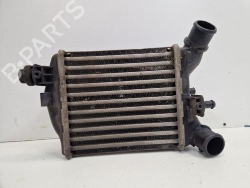Używane Intercooler / Chłodnica powietrza doładowującego ABARTH 500 / 595 / 695 1.4 (312.AXD1A) (135 hp) 30358526