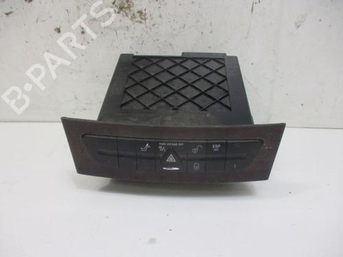 Used Switch MERCEDES-BENZ E-CLASS (W211) E 280 CDI (211.020) (190 hp) 18798097