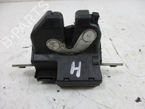 Used Tailgate lock FIAT GRANDE PUNTO (199_) 1.4 16V (199BXG1B, 199AXG1B) (95 hp) 18792026