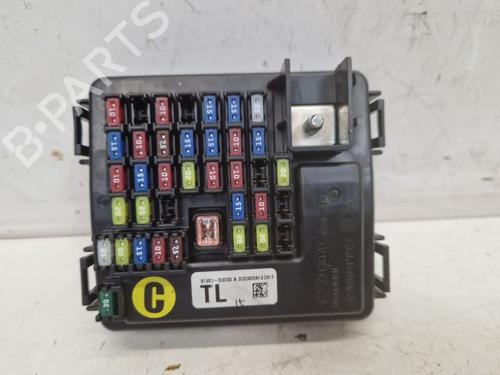 Used Fuse box Fuse box 38029190 38029190