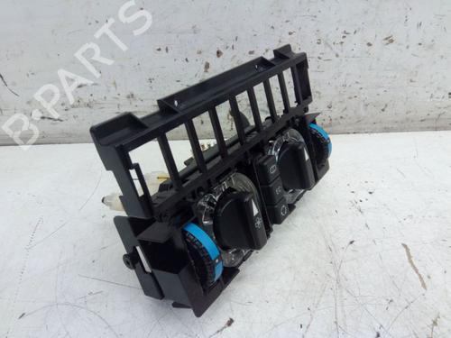 Climate control MERCEDES-BENZ 124 Saloon (W124) 220 E (124.022) | BP29106405I5 