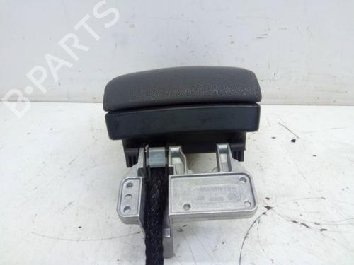Armrest / Center console BMW X3 (E83) 2.5 i | BP30122195I20
