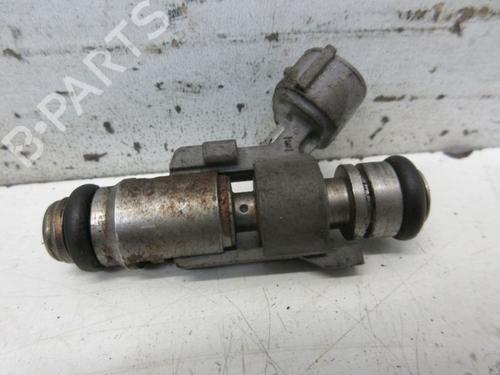 Used Injector CITROËN C4 Coupe (LA_) 1.4 16V (88 hp) 30668352