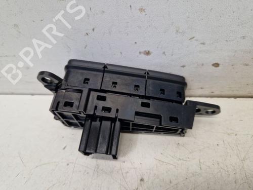 Switch FORD FOCUS III Turnier 1.0 EcoBoost | BP29099685I30