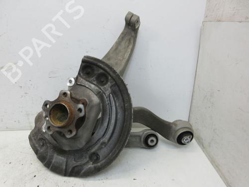 Used Right front steering knuckle BMW 5 (G30, F90) 520 i (184 hp) 22430281