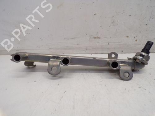 Used Injection rail TOYOTA YARIS (_P21_, _PA1_, _PH1_) 1.5 Hybrid (MXPH10, MXPH11) (116 hp) 29099345