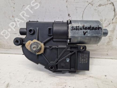 Schiebedachmotor für AUDI Q5 (8RB) 2.0 TFSI quattro (211 hp) 31703629