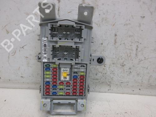 Used Fuse box HYUNDAI i20 II (GB, IB) 1.0 T-GDI (101 hp) 30667868