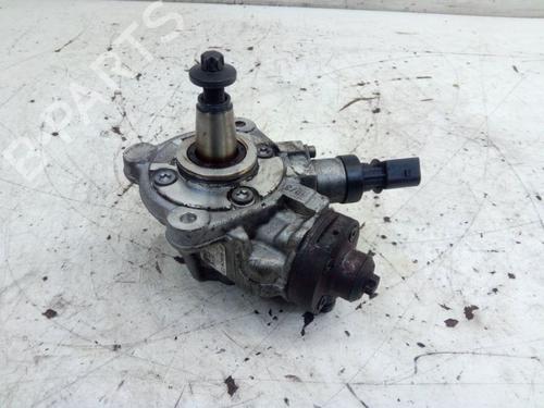 Used Fuel pump BMW 1 Coupe (E82) 120 d (177 hp) 26923268