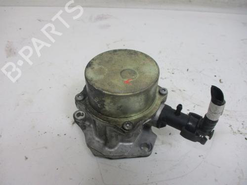 Used Vacuum pump RENAULT MEGANE III Hatchback (BZ0/1_, B3_) 1.5 dCi (BZ09, BZ0D, BZ1W, BZ29, BZ14) (110 hp) 18796116