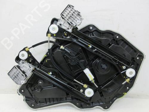 Rear right window mechanism TESLA MODEL Y (5YJY) EV Performance All-wheel Drive | BP40170095C25 - Image 3