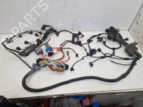 Used Wiring harness Wiring harness 37141965 37141965