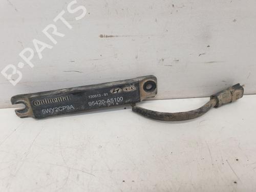 Used Electronic module Electronic module HYUNDAI SANTA FÉ III (DM, DMA) 2.4 4WD (192 hp) 33682854 33682854