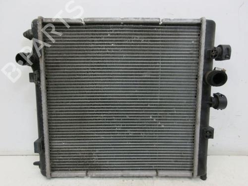Used Water radiator Water radiator 37123512 37123512