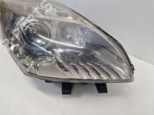 Right headlight RENAULT SCÉNIC III (JZ0/1_) 2.0 dCi (JZ0Y, JZ26) | BP32101160C29