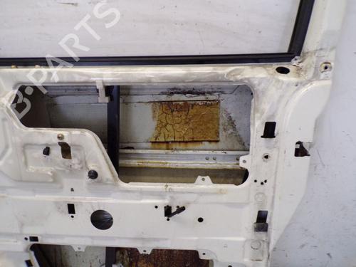 Right front door VW TRANSPORTER T4 Bus (70B, 70C, 7DB, 7DK, 70J, 70K, 7DC, 7DJ) 2.5 TDI | BP26676803C3 