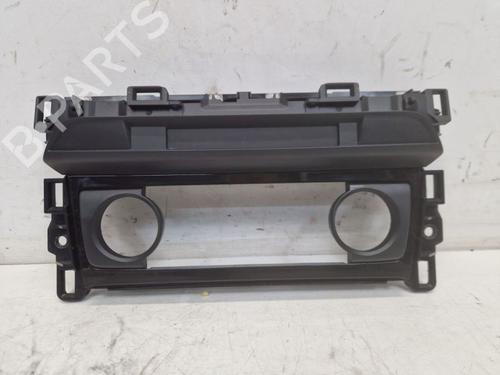 Used Display monitor Display monitor MAZDA 6 Estate (GJ, GL) 2.0 (GJEFW) (165 hp) 33618568 33618568