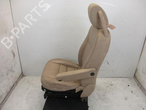 Right front seat LAND ROVER DISCOVERY III (L319) 2.7 TD 4x4 | BP18795739C16 