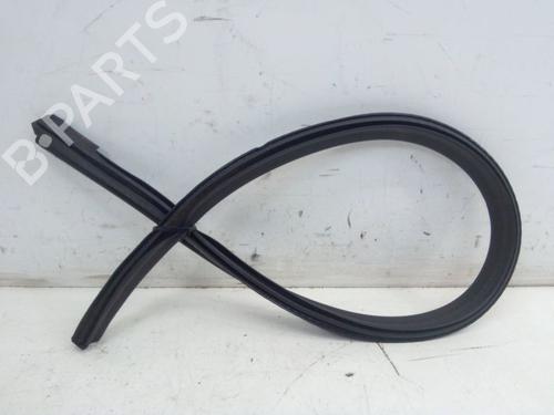 Used Rubber door seal SUZUKI JIMNY Closed Off-Road Vehicle (SN) 1.3 16V 4WD (SN413, JB43) (82 hp) 29171406
