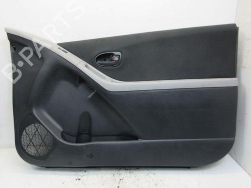 Forreste højre beklædning TOYOTA YARIS (_P9_) 1.4 D-4D (NLP90_, NLP90R) (90 hp) 29092204