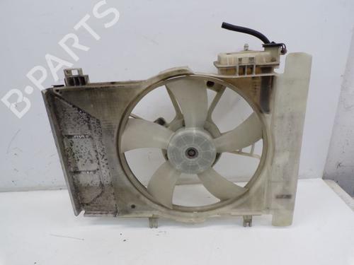 Used Radiator fan Radiator fan TOYOTA YARIS (_P9_) 1.3 VVT-i (SCP90_, SCP90R) (87 hp) 40230442 40230442