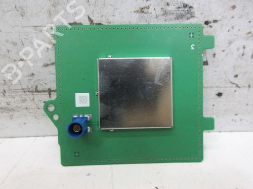 Electronic module TESLA MODEL Y (5YJY) EV Performance All-wheel Drive | BP40170504M83 - Image 2