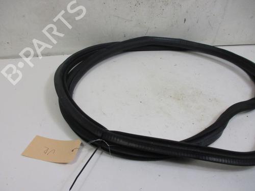 Rubber door seal VW GOLF VI (5K1) 1.2 TSI | BP18798293C142 