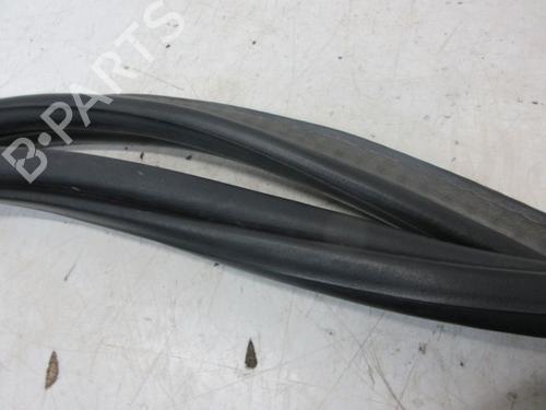 Rubber door seal LAND ROVER RANGE ROVER VELAR (L560) 2.0 D180 TD4 4x4 | BP29097888C142 