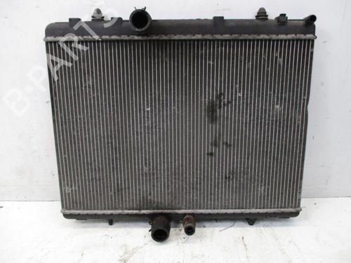 Used Water radiator Water radiator 37125464 37125464