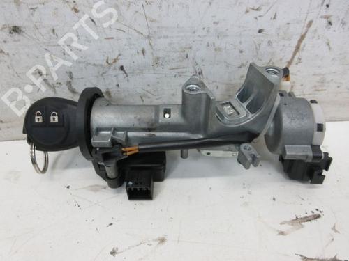 Used Ignition barrel SUZUKI SWIFT III (MZ, EZ) 1.3 (RS413, ZC11S) (92 hp) 29096685