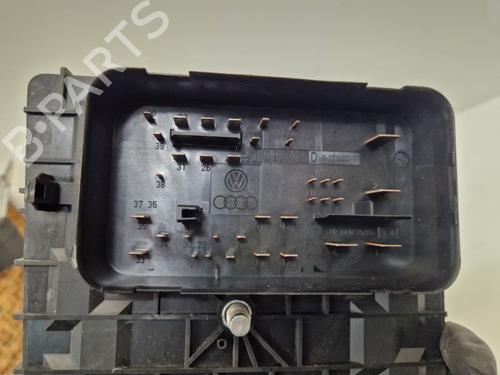 Fuse box VW GOLF VI (5K1) 1.2 TSI | BP31703983E1 