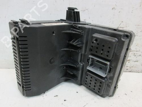 Used Fuse box Fuse box 37127347 37127347