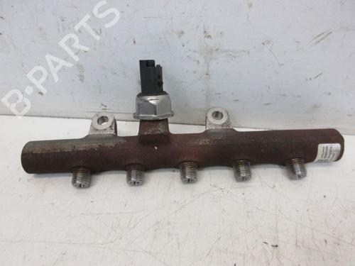 Used Injection rail DACIA LOGAN Pickup (US_) 1.5 dCi (75 hp) 29098089