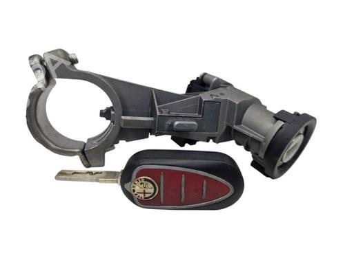 Clé de contact ALFA ROMEO MITO (955_) 1.4 (955AXB1B, 955.AXF1B) (95 hp) 32087603