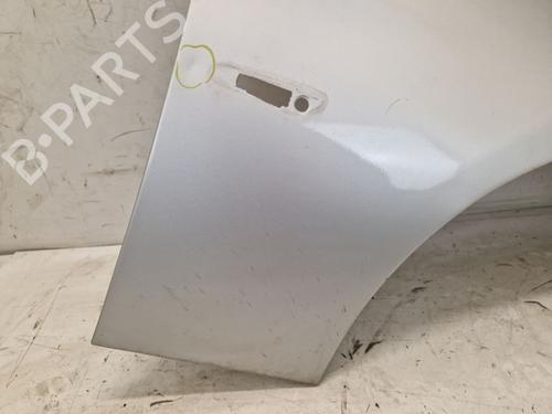 Right front fenders BMW 3 (E90) 335 i | BP29523303C42 