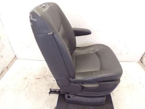 Right front seat RENAULT ESPACE IV (JK0/1_) 2.0 dCi (JK01, JK02, JK1J, JK1K, JK1H) | BP37120856C16 - Image 4