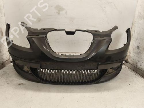 Used Front bumper Front bumper 39615590 39615590