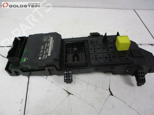Fuse box OPEL SIGNUM Hatchback (Z03) 1.9 CDTI (F48) | BP37108044E1 - Image 2