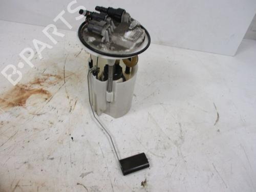 Used Fuel pump RENAULT MEGANE III Hatchback (BZ0/1_, B3_) 1.5 dCi (BZ09, BZ0D, BZ1W, BZ29, BZ14) (110 hp) 18796187