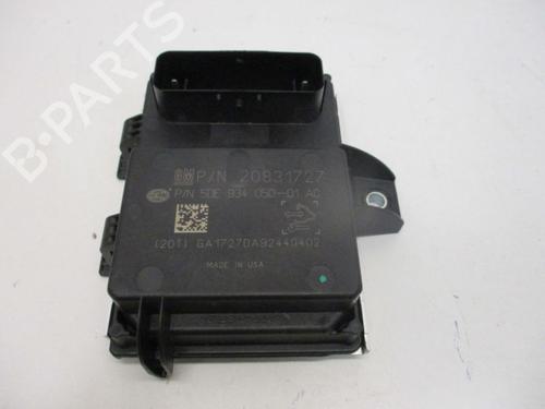 fuel-ecu-opel-astra-j-p10-2009-2010-2011-2012-2013-2014-2015-2016-37120172 main image