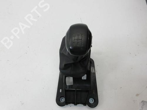 Shift knob CITROËN C4 CACTUS 1.2 VTi 82 | BP38028074I34 - Image 7