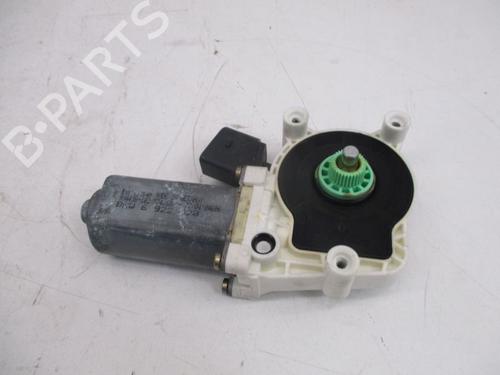 Right rear window motor BMW 5 Touring (E61) 535 d | BP19292834E22 