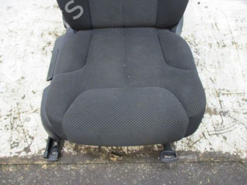 Right front seat VW PASSAT B6 (3C2) 1.9 TDI | BP37110843C16 - Image 2