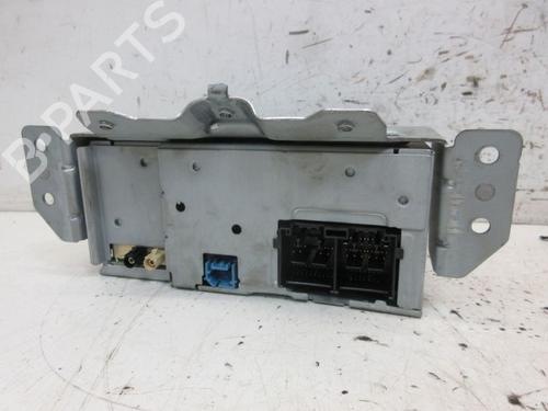 Used Radio FORD FIESTA VII (HJ, HF) 1.0 EcoBoost (101 hp) 29091755