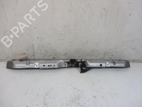 Used Crossmember KIA SORENTO I (JC) 2.5 CRDi 4WD (140 hp) 18799146