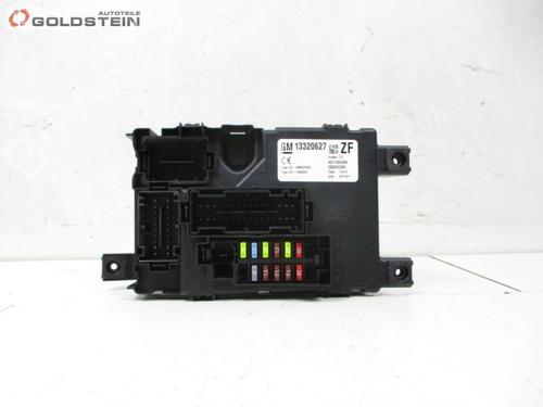 Used Fuse box OPEL CORSA D (S07) 1.2 (L08, L68) (86 hp) 18763119